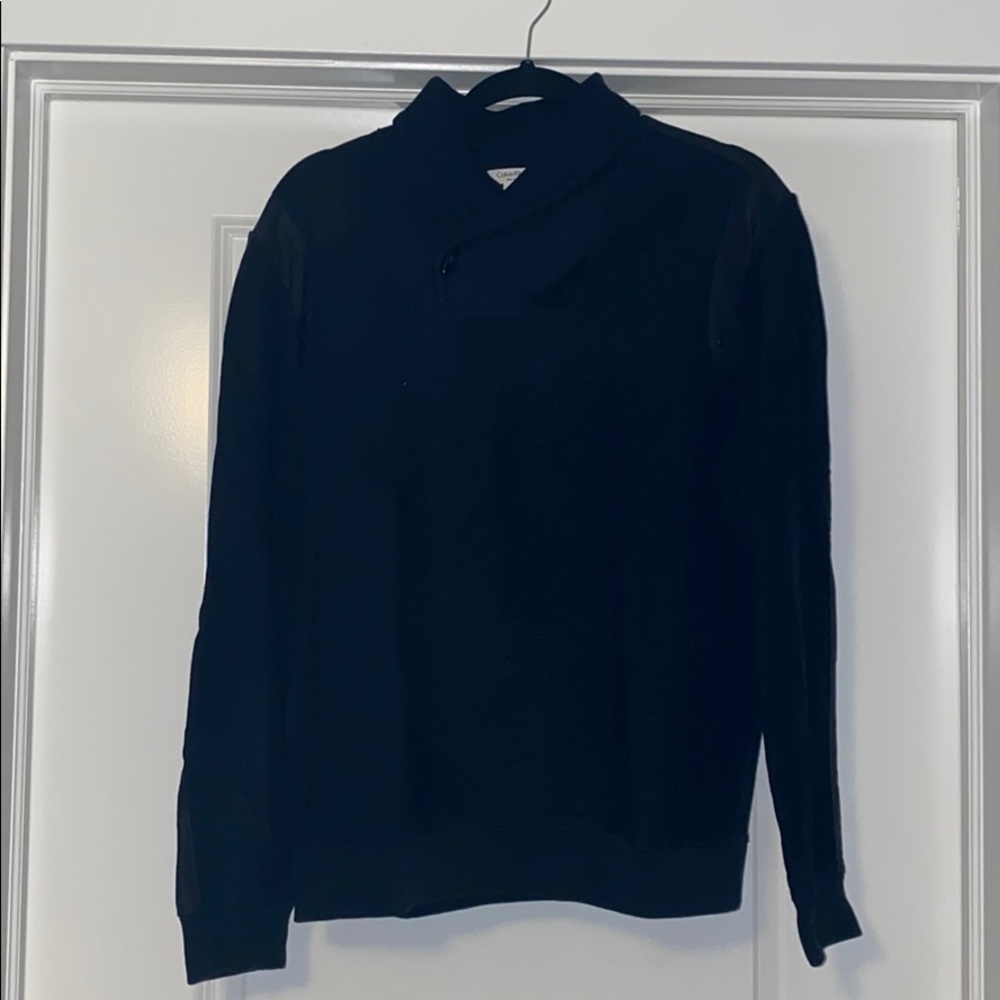 Calvin Klein slim fit Men’s black sweater Large
